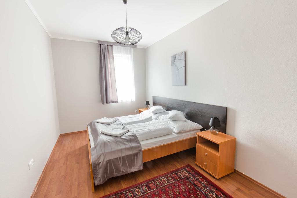 Salt Hill Apartmanok Egerszalók Екстериор снимка