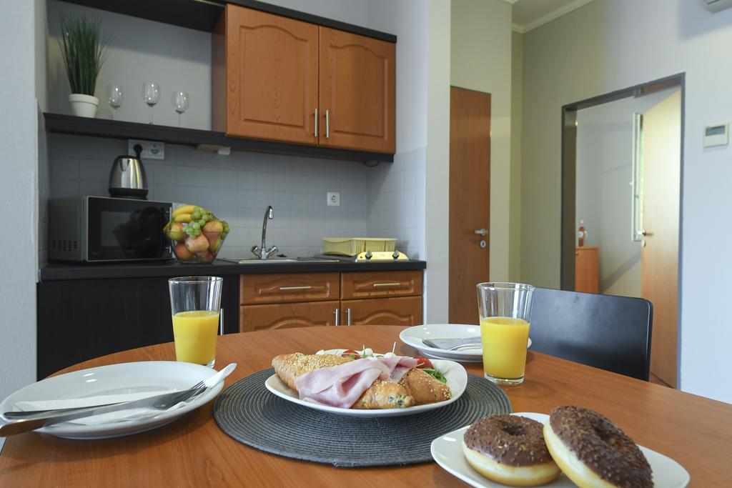 Salt Hill Apartmanok Egerszalók Екстериор снимка