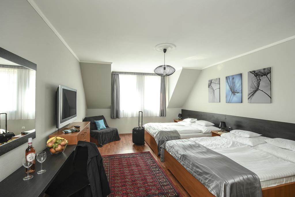 Salt Hill Apartmanok Egerszalók Екстериор снимка