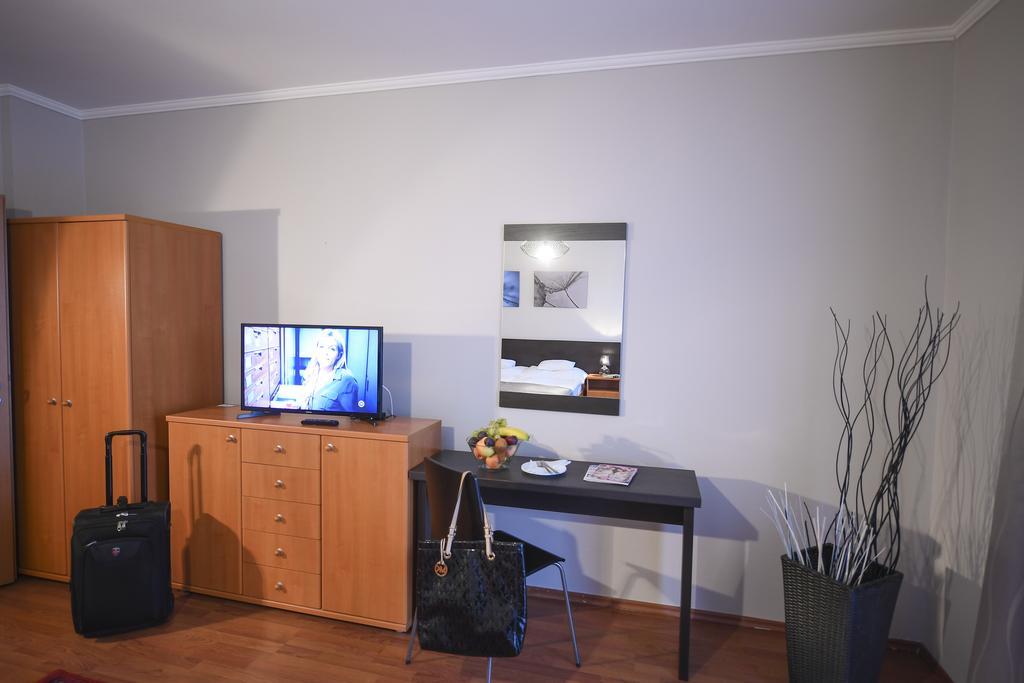 Salt Hill Apartmanok Egerszalók Екстериор снимка