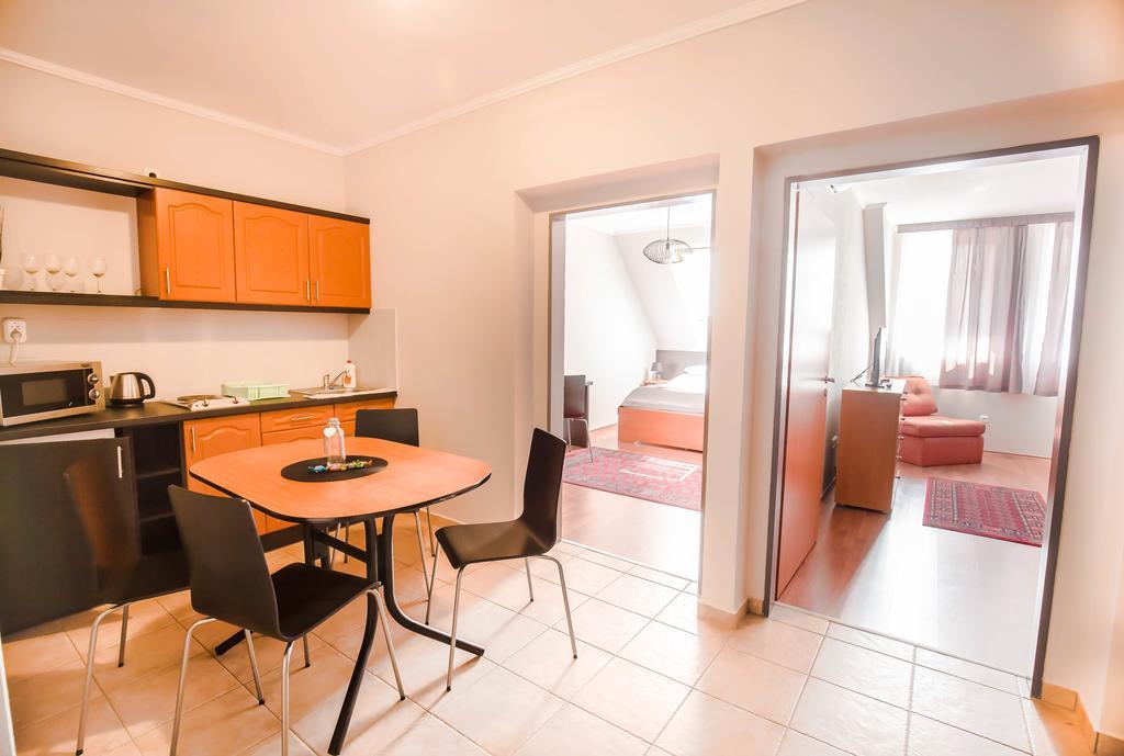 Salt Hill Apartmanok Egerszalók Екстериор снимка